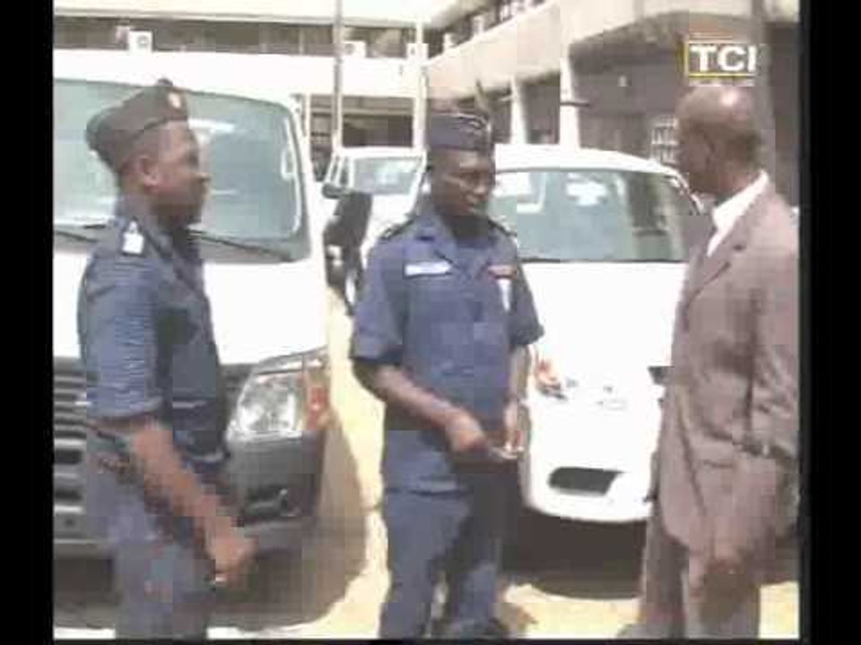 Sécurité : Le Ministère de l'intérieur fait don de 10 véhicules à la Police nationale