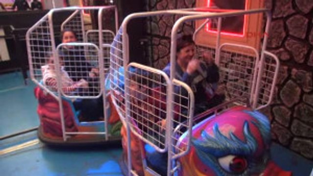 Bursa'da Polis Merkezinden Engelli Çocuklara Lunapark Hediyesi