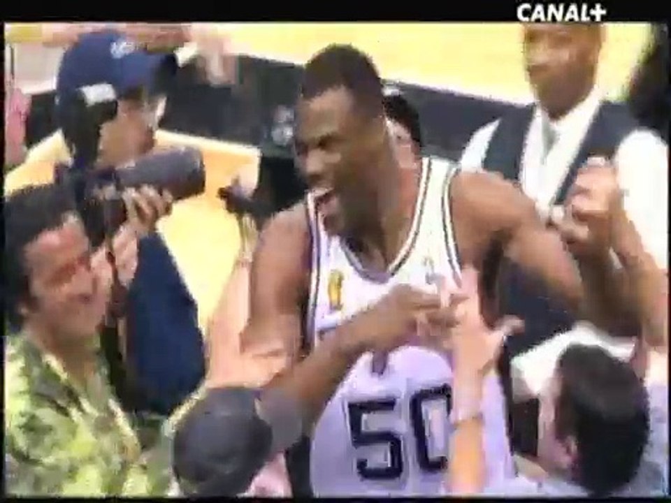 Premier titre NBA de Tony Parker avec San Antonio Spurs en 2003