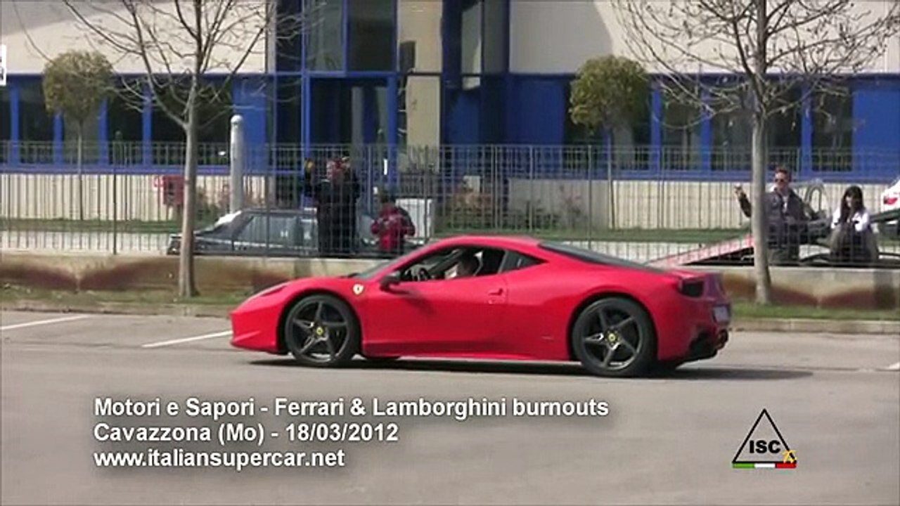 Lamborghini  Race Drifting in Public