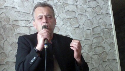 chris chante elvis presley