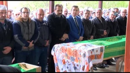 61 Yıllık Çift 15 Dakika Arayla Hayatlarını Kaybetti