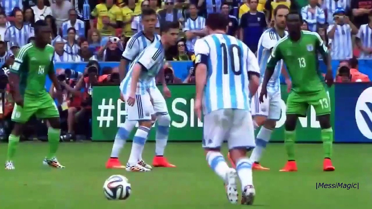 Lionel Messi ● The 10 Most INSANE free Kicks Ever --HD--
