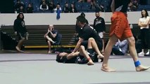 Ce combattant de Ju-jitsu brise le bras de son adversaire en plein combat