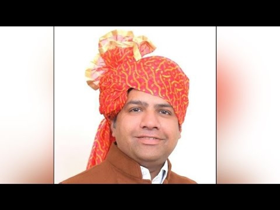AAP MLA Dinesh Mohaniya booked for assaulting women | Oneindia News