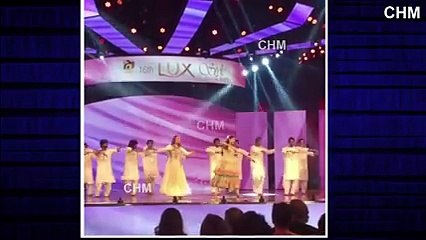 Reema Khan and Mawra’s Dance at Lux Style Awards