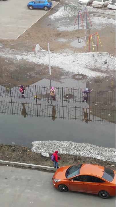 Ces petites filles se la jouent en mode Fort Boyard