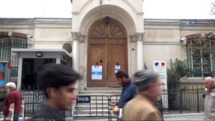 Fransız Konsolosluğu'nda Güvenlik Önlemi