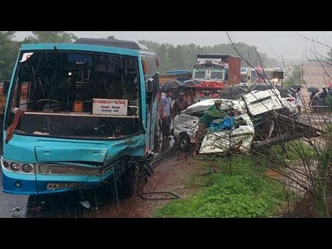 Karnataka's Kundapur accident : 8 school children killed in bus-van collision | Oneindia News