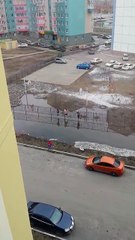 Des écolières russes en mode Fort Boyard