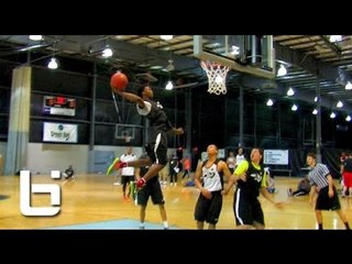 6'2 Kwe'Shaun Parker Flies Through April: Sophomore with CRAZY Bounce!