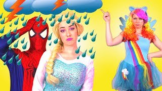 Spiderman & Frozen Elsa vs My Little Pony Rainbow Dash! w/ Pink Spidergirl, Maleficent, Joker Candy