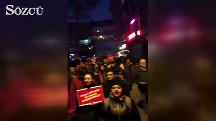 Kadıköy'de vatandaşlar 'hayır' yürüyüşünde