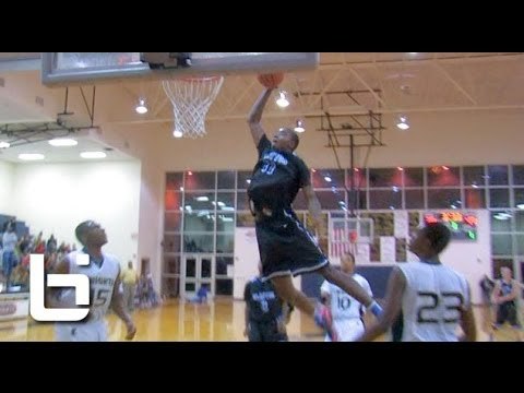 Gary Clark has MONSTER Game: Drops 34 Points & 15 Rebounds + Dunks on Defender!
