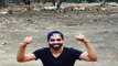 Ravindra Jadeja clicks selfies with lions during safari, lands in trouble | Oneindia News