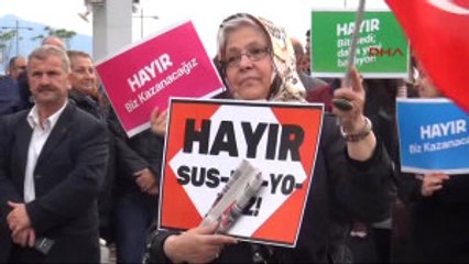 Izmir'de Referandum Protestosu