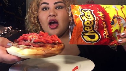 Hot Cheetos Pizza_MUKBANG-aZpvCMVUNbk