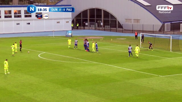 Coup franc de Ourch qui passe au dessus du cadre