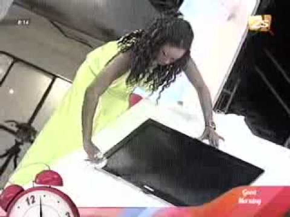 Comment Bien Nettoyer son Ecran LCD - Trucs et Astuces - Good Morning - 13 Juillet 2012