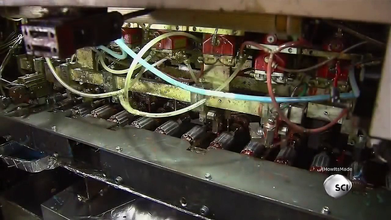 How It's Made - ANGLE GRINDERS-MKdVkKoBmnw