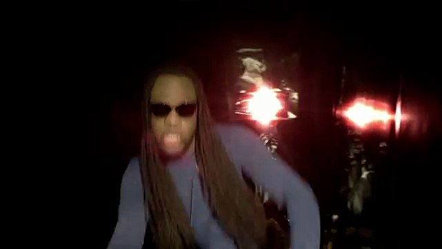 Berez - Dollolo (Extrait de la BO du film La Pièce) [Clip officiel] ft. Ines's