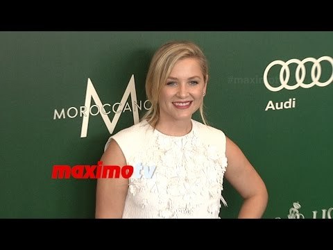 Jessica Capshaw | 2014 Power of Women Luncheon | Arrivals