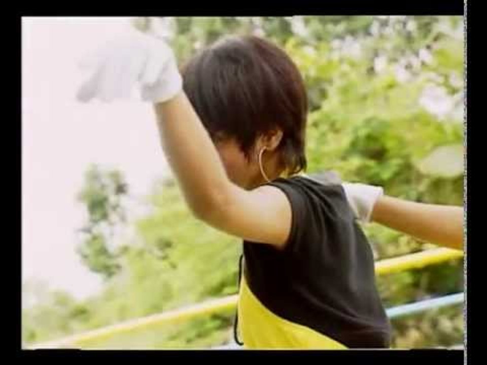 Feminin - Untukmu Uncut Dance Version " Taman Tasik Perdana" (HD Version)