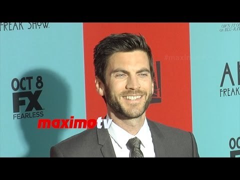 Wes Bentley | American Horror Story Freak Show PREMIERE | Red Carpet
