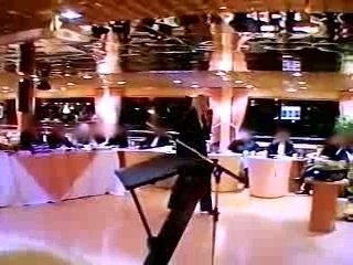 La croisière s'amuse, les journalistes aussi