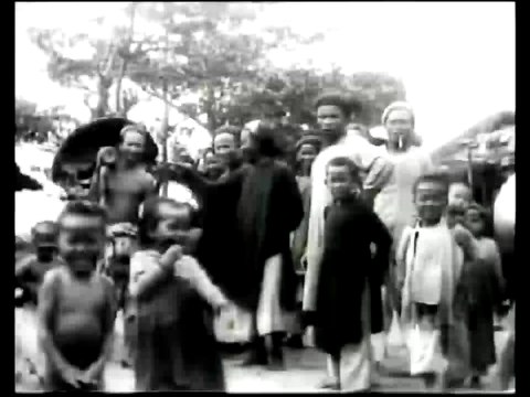 Le village de Namo 1900 Namo Village - 1st Reverse Tracking - Gabriel Veyre