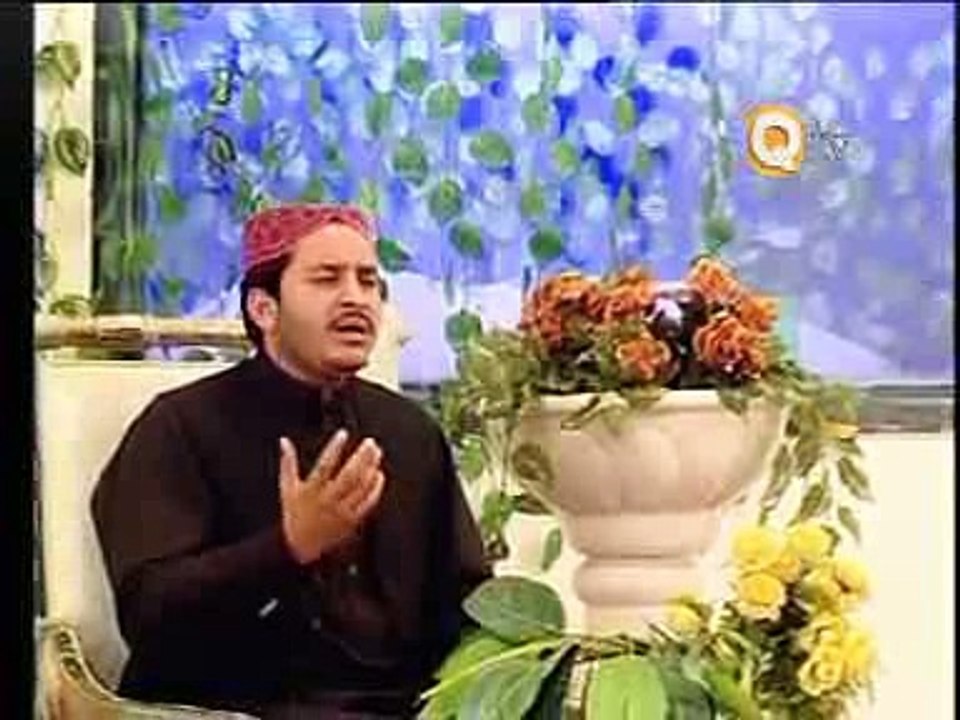 URDU NAAT(Rahat Hi Kuch)SHAHBAZ QAMAR FAREEDI. NAAT SHARIF