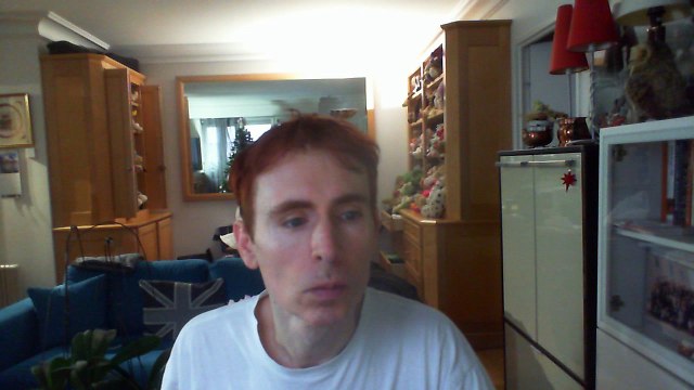 Wiwi égratigne Paris Tokyo de Raoul Petite