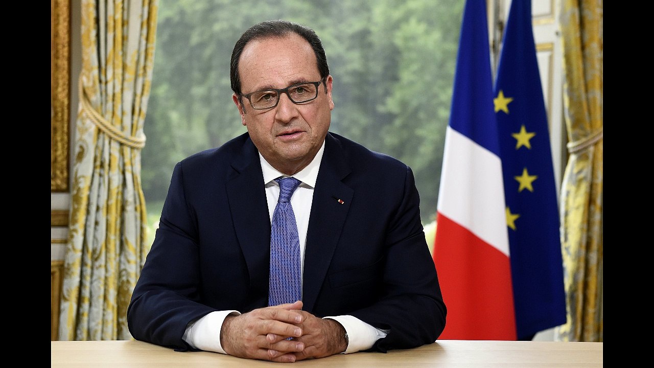 FRANCOIS HOLLANDE DRESSE UN BILAN DE LA PRESIDENTIELLE 2017