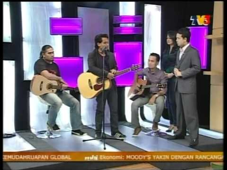 Indie Mice - Berubah & Langkahku (MHI Live Version 15May2012)