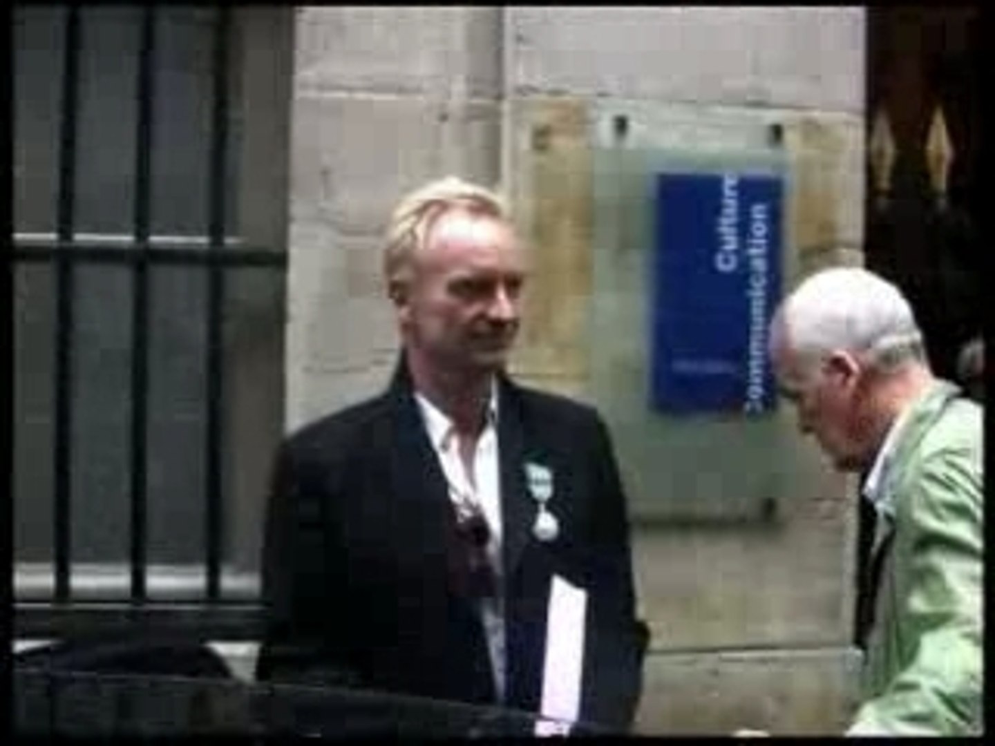 ⁣Sting - Police médaille