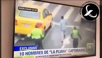 Un voleur colombien tente de fuir la police.