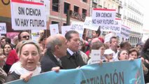 Científicos marchan para denunciar la 