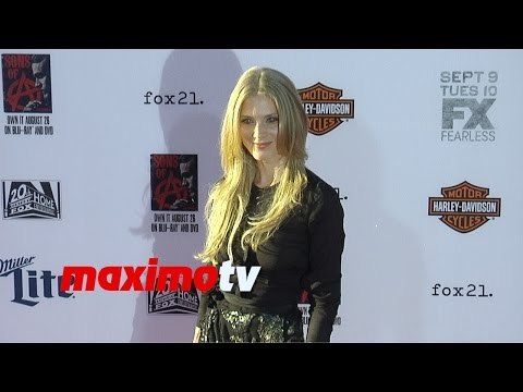 Winter Ave Zoli | Sons of Anarchy Season 7 Premiere | Red Carpet
