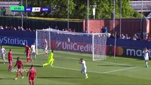 أشرف حكيمي لاعب المنتخب المغربي يضيع فرصة سانحة للتسجيل امام بنفيكا 21-04-2017