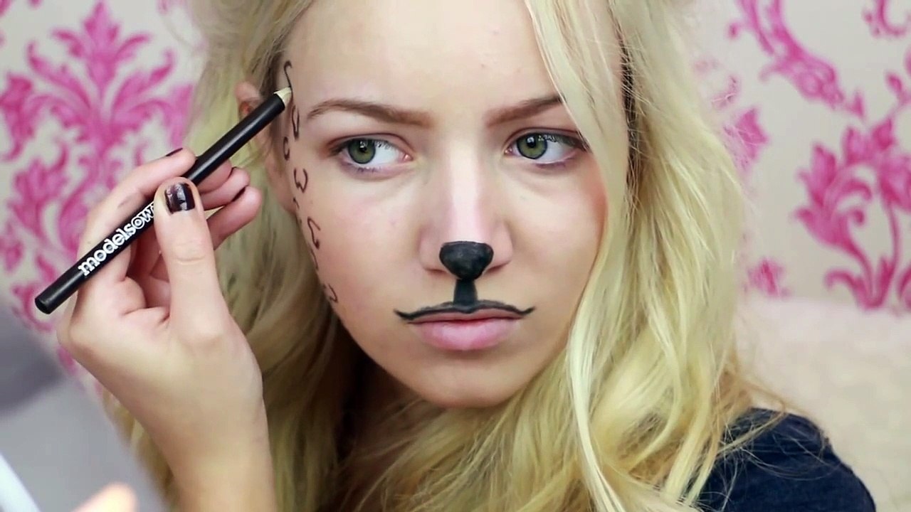SIMPLE_CUEEN MAKEUP TUTORIAL (EASY)