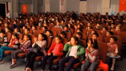 Büyükşehir Çocukları İlk Defa Tiyatro ile Tanıştırdı