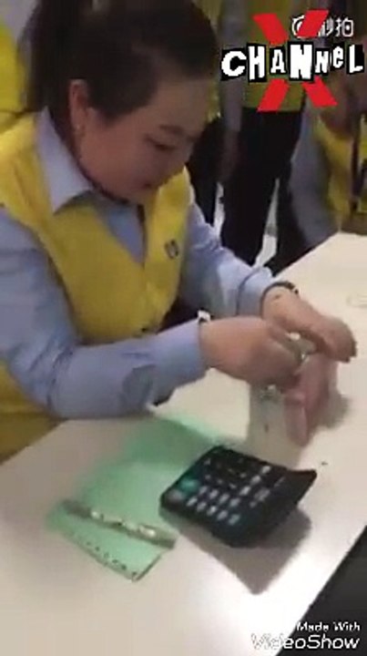 All world fastest cashier teez treen cashier