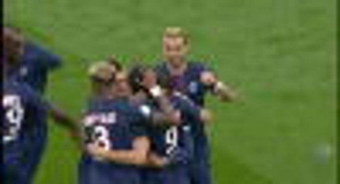 Di Maria doubles PSG lead