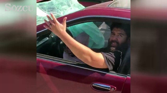 Kasaya takılı kalan aracı metrelerce sürükledi!