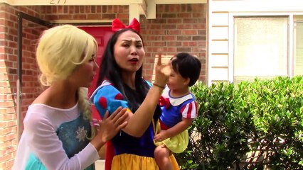 Pink Spidergirl Loses Hand w/ Frozen Elsa, Spiderman, Joker, Snow white, baby, doctor