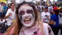 Opositores en Caracas se pintan la cara para marchar contra Nicolás Maduro