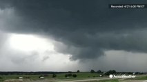 Massive wall clouds produce severe weather in Oklahoma