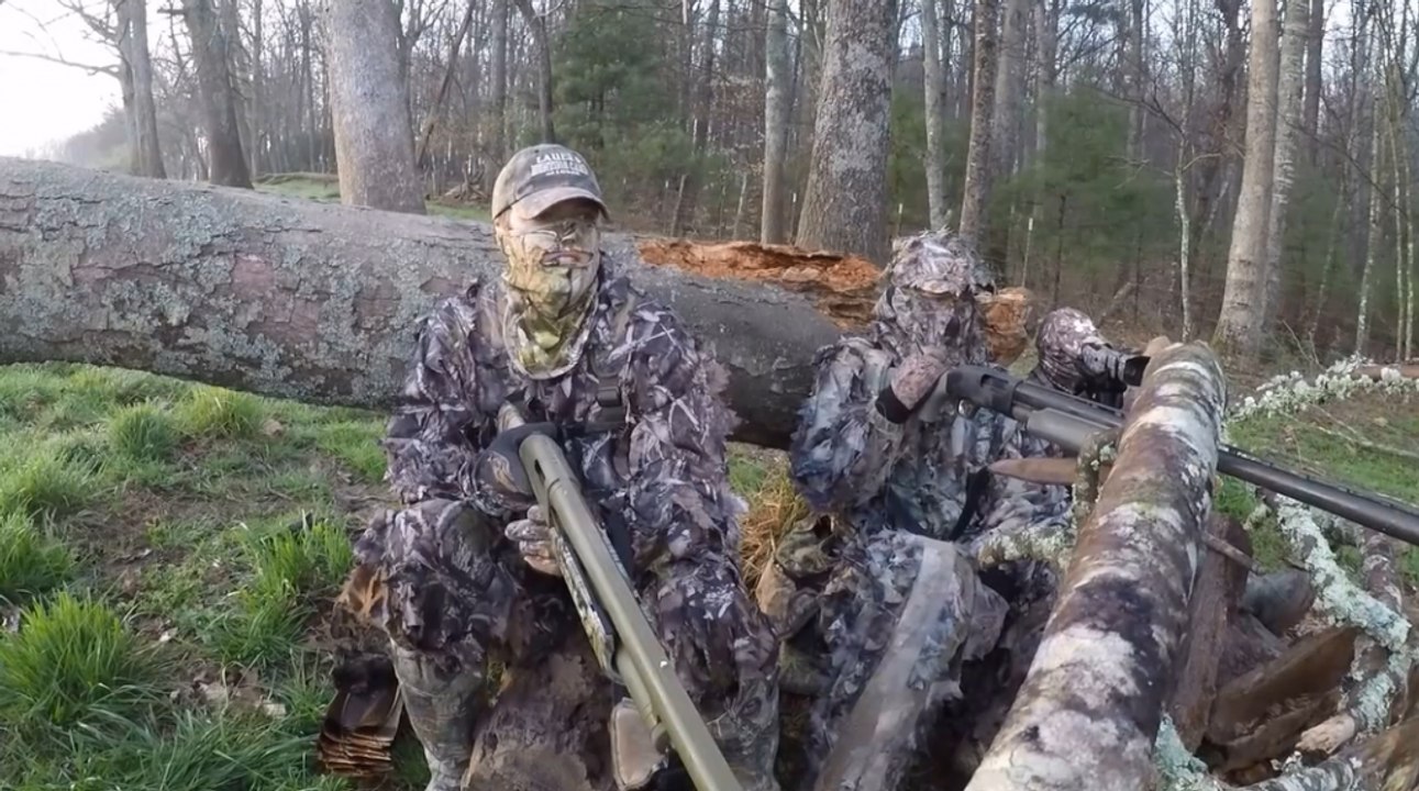Un chasseur tire sur un autre chasseur par erreur.
