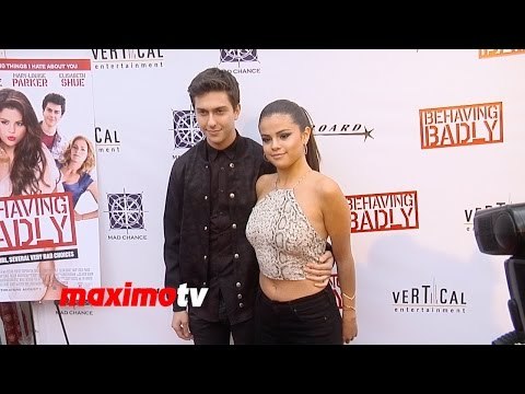 Behaving Badly Selena Gomez, Nat Wolff, Elisabeth Shue, Lachlan Buchanan PREMIERE