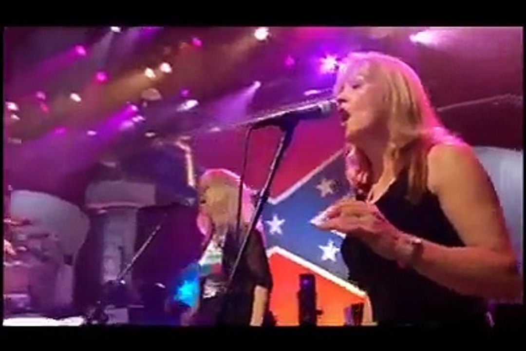 Lynyrd Skynyrd - Sweet Home Alabama (Live)